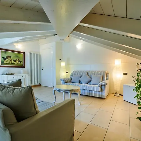 Couette-café Annamaria 4*