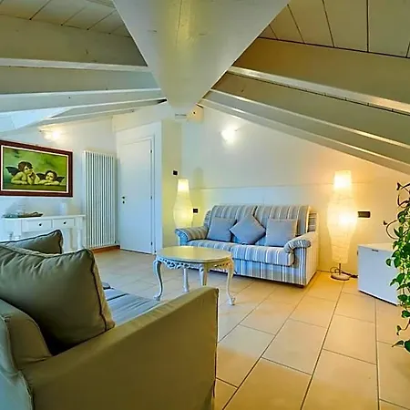 Couette-café Annamaria 4*
