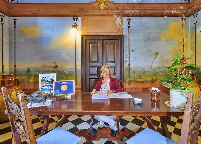 Annamaria לינה וארוחת בוקר 4*