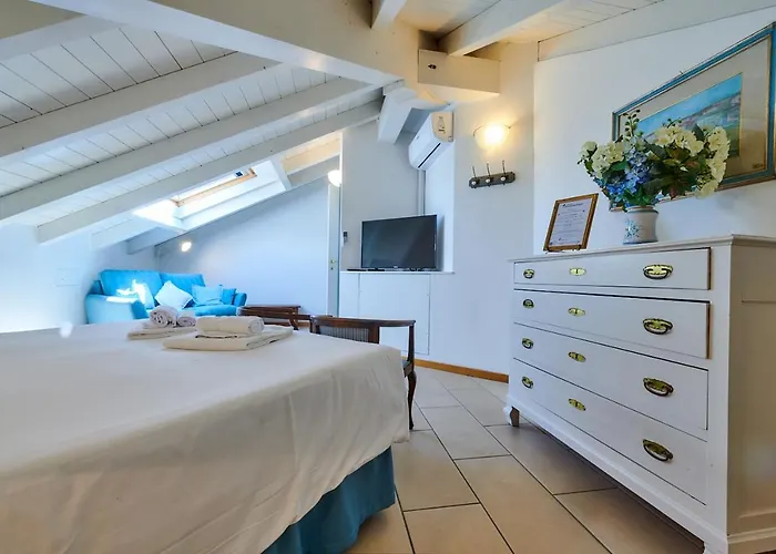 Annamaria Bed & Breakfast Domaso