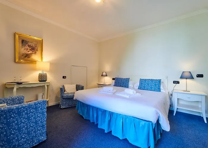 לינה וארוחת בוקר Annamaria דומאסו