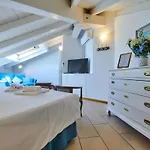 Annamaria Bed & Breakfast Domaso