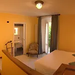 Annamaria Bed & Breakfast Domaso